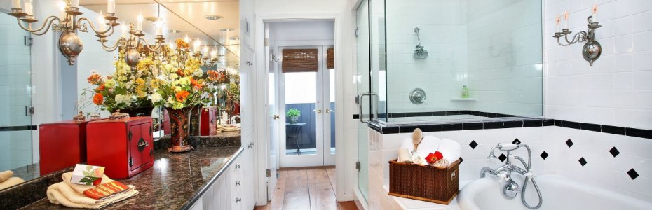 This is default featured slide 3 title